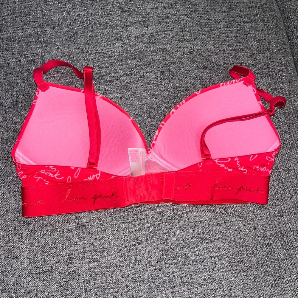 Victoria’s Secret Pink Wear everyone push up wireless bra size 34B - Picture 2 of 3